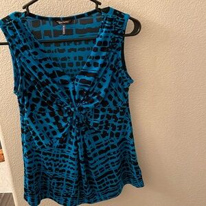 Sleeveless blouse 💯